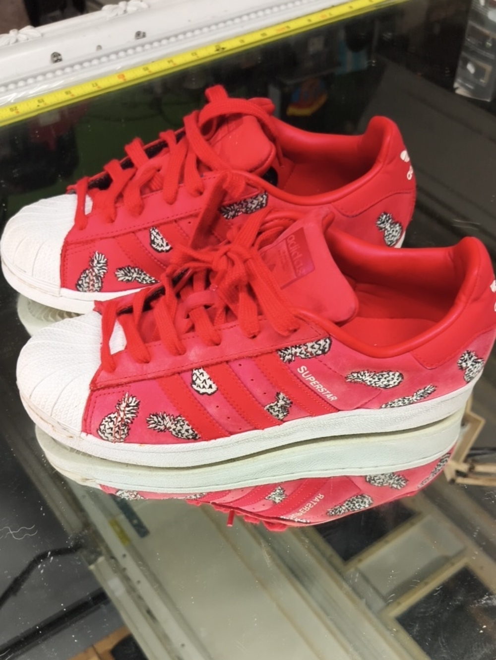 Adidas Women's 7 Red Pineapple-Print Superstar Sneaker Excellent Condition RARE